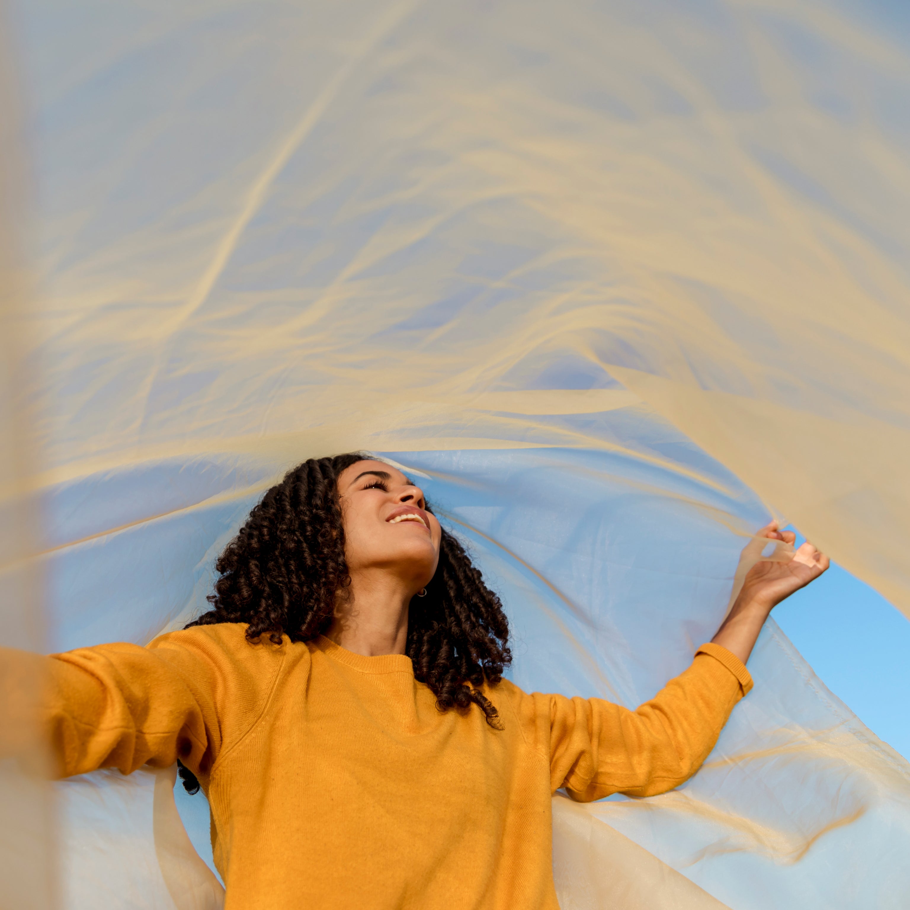 Perfume comparison – Birth of Venus by Argos vs Narco Oasis by Narcotica, contrasting fresh aquatic floral elegance with bold exotic gourmand warmth