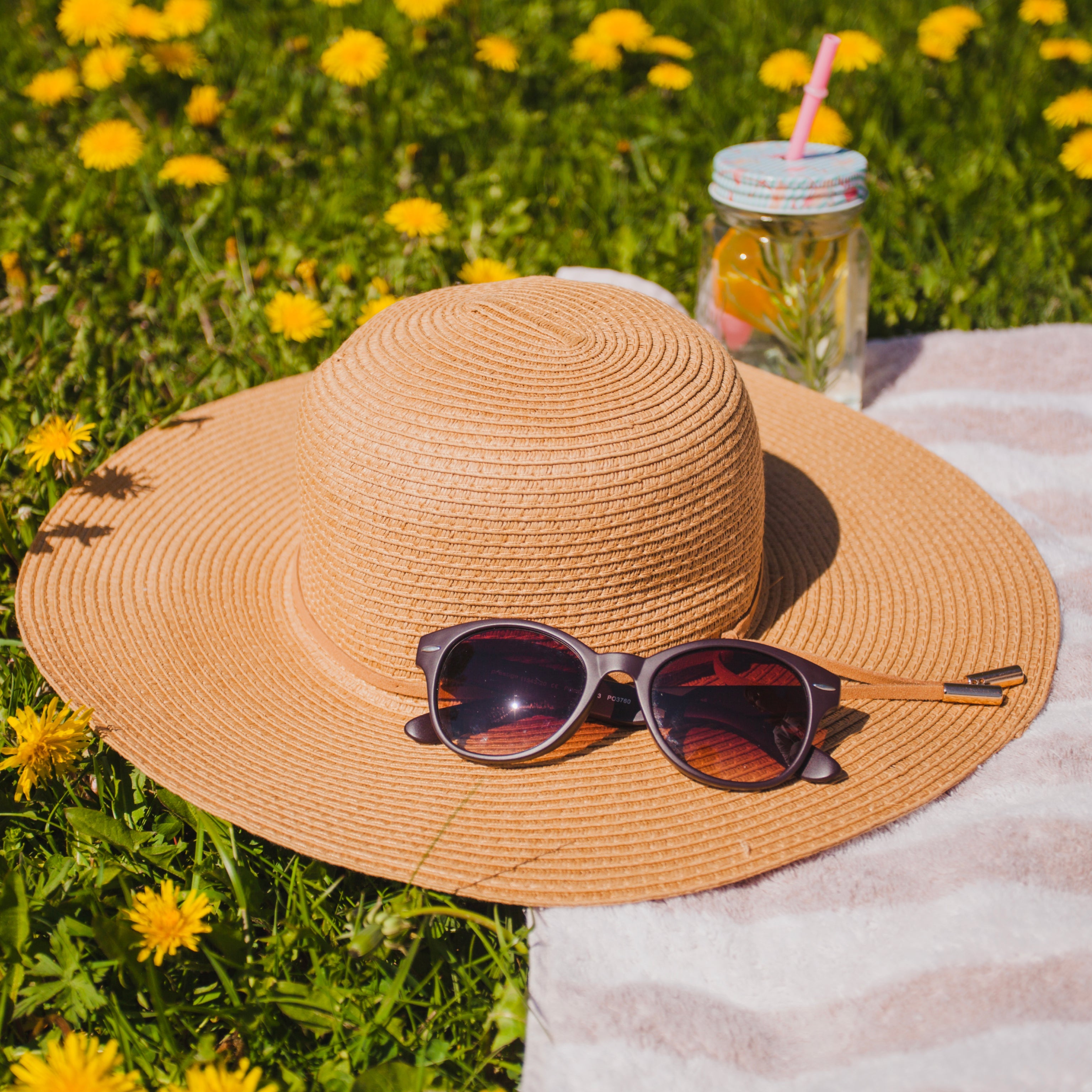 Sunplosion Aloha State of Mind by Simone Andreoli – tropical hibiscus perfume with fruity and exotic notes, perfect for summer and beach lovers