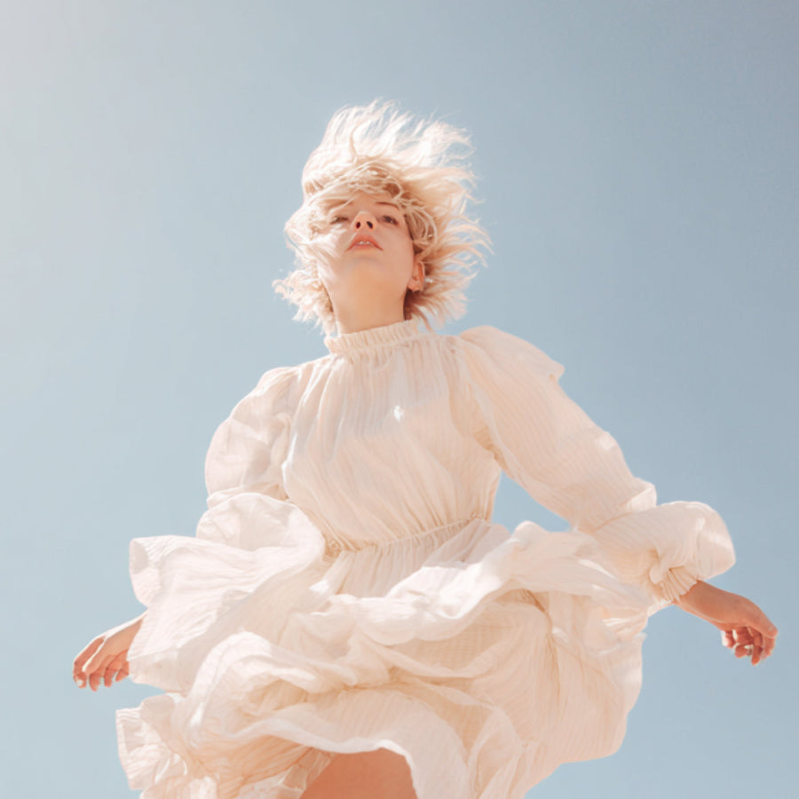 Zarkoperfume vs Escentric Molecules – minimalist Scandinavian niche perfumes infused with emotion, molecular artistry, and olfactory contrasts that evoke tears of beauty
